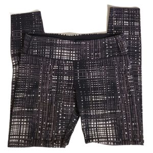 Tuff Athletics Black White Cropped Workout Pants M